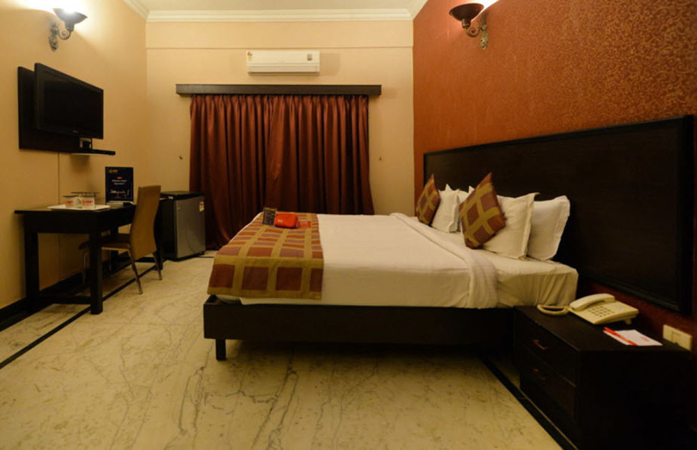 Genx Banjara Hill 1589 Otel Haydarabad Dış mekan fotoğraf